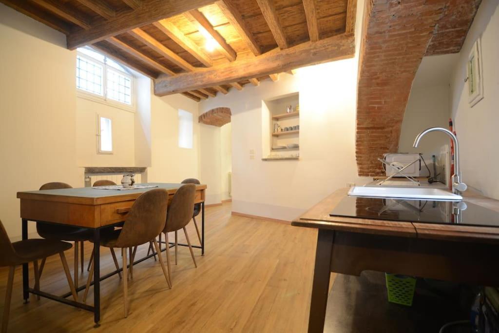 פירנצה Keys Of Italy - Sprone 15 - 2 Bedroom Family Apartment By Ponte Vecchio מראה חיצוני תמונה